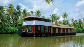 Shivaganga Houseboat